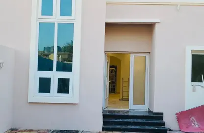 Villa - 4 Bedrooms - 5 Bathrooms for rent in Al Jazzat - Al Riqqa - Sharjah