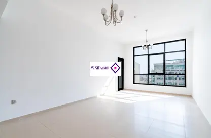 Apartment - 3 Bedrooms - 4 Bathrooms for rent in Al Barsha 1 - Al Barsha - Dubai