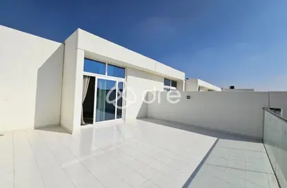 Villa - 3 Bedrooms - 4 Bathrooms for sale in Centaury - The Roots DAMAC Hills 2 - Damac Hills 2 - Dubai