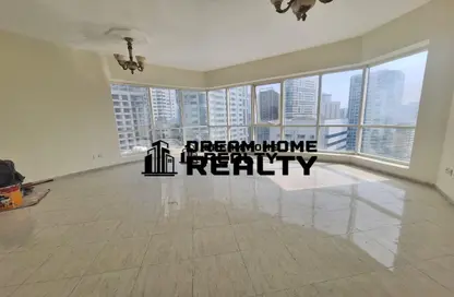 Apartment - 2 Bedrooms - 2 Bathrooms for rent in Riviera Tower - Al Majaz 3 - Al Majaz - Sharjah