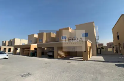 Villa - 4 Bedrooms - 4 Bathrooms for rent in Amaranta - Villanova - Dubai Land - Dubai