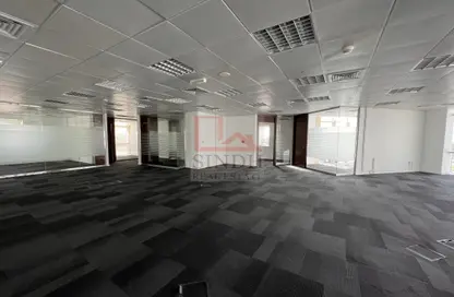 Empty Room image for: Office Space - Studio - 1 Bathroom for rent in Kamala Tower - Al Khalidiya - Abu Dhabi, Image 1