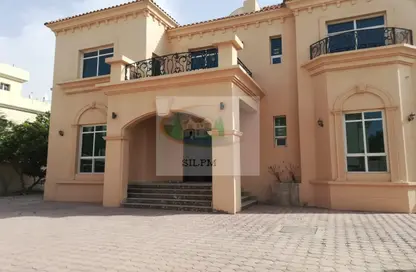 Outdoor House image for: Villa - 5 Bedrooms for rent in Al Maqtaa village - Al Maqtaa - Abu Dhabi, Image 1