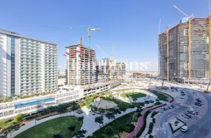 شقة - 2 غرف نوم - 3 حمامات للايجار في مونت روز ريزيدنس B - مونت روز - حديقة دبي العلميه - دبي