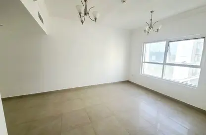 Apartment - 1 Bedroom - 2 Bathrooms for rent in Muwaileh 29 Building - Muwaileh - Sharjah