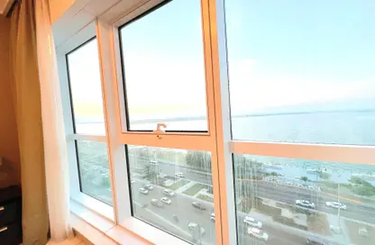 Apartment - 1 Bedroom - 2 Bathrooms for rent in Al Jowhara Tower - Corniche Road - Abu Dhabi