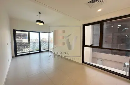Apartment - 2 Bedrooms - 3 Bathrooms for rent in Dar Al Hai - Al Souk Al Kabeer - Bur Dubai - Dubai