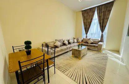 شقة - 2 غرف نوم - 2 حمامات للايجار في شارع الشيخ جابر الصباح - النعيمية - النعيمية - عجمان