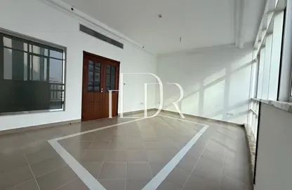 Apartment - 3 Bedrooms - 4 Bathrooms for rent in Al Danah - Abu Dhabi