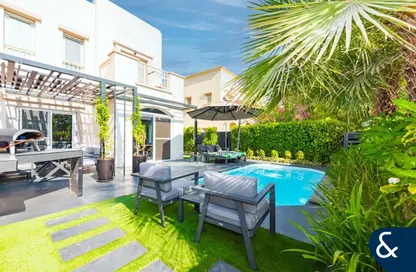 فيلا - 2 غرف نوم - 3 حمامات للبيع في الينابيع 15 - الينابيع - دبي فيلا - 2 غرف نوم - 3 حمامات للبيع في الينابيع 15 - الينابيع - دبي