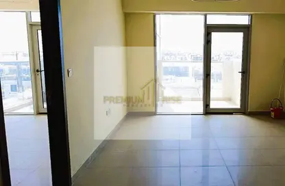 شقة - غرفة نوم - 2 حمامات للايجار في عزيزي شياستا ريزيدنسز - الفرجان - دبي