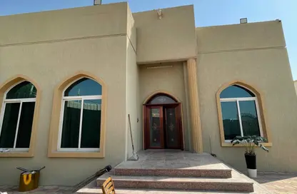 فيلا - 4 غرف نوم - 5 حمامات للايجار في الخوانيج 2 - الخوانيج - دبي