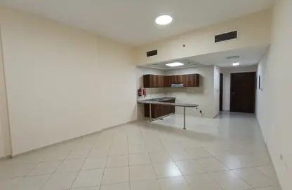 Apartment - Studio - 1 Bathroom for rent in Lynx Residence - Dubai Silicon Oasis - Dubai