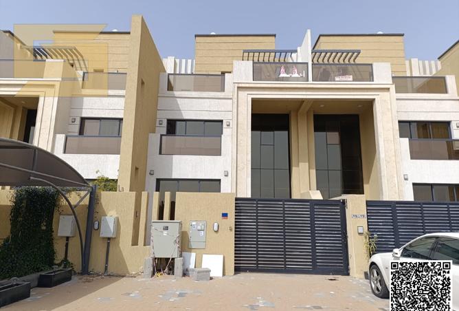 Townhouse - 4 Bedrooms - 6 Bathrooms for rent in Al Zaheya Gardens - Al Zahya - Ajman