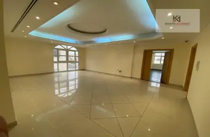 Villa - 7 Bedrooms for rent in Palm Oasis villas - Palm Oasis - Al Mushrif - Abu Dhabi