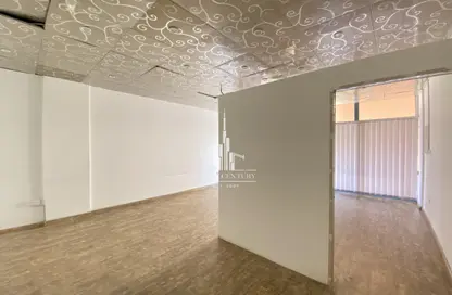 Shop - Studio - 1 Bathroom for rent in Building O01 - Persia Cluster - International City - Dubai