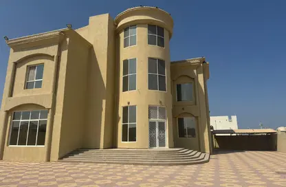 Villa - 6 Bedrooms - 7+ Bathrooms for rent in Al Dhait South - Al Dhait - Ras Al Khaimah