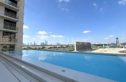 صورة لـ حوض سباحة شقة - غرفة نوم - 2 حمامات للبيع في أو تن - الجداف - دبي ، صورة رقم 1