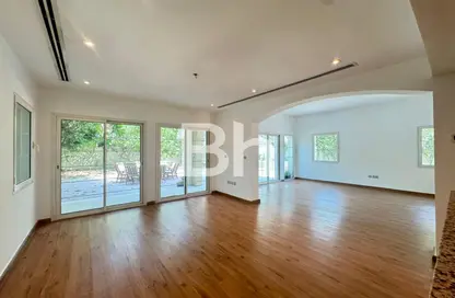 Villa - 2 Bedrooms - 4 Bathrooms for rent in District 8E - Jumeirah Village Triangle - Dubai