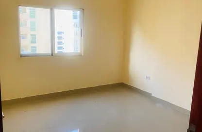 شقة - 2 غرف نوم - 2 حمامات للبيع في 1 برج منازل - القاسمية - الشارقة