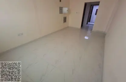 مكتب عمل جماعي - استوديو - 1 حمام للايجار في الجرف الصناعية 1 - الجرف الصناعية - عجمان مكتب عمل جماعي - استوديو - 1 حمام للايجار في الجرف الصناعية 1 - الجرف الصناعية - عجمان