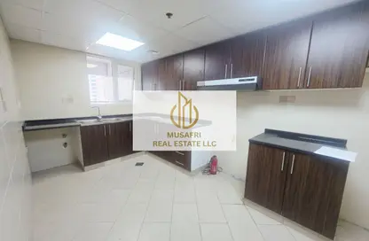 Apartment - 2 Bedrooms - 4 Bathrooms for rent in Robot Park Tower - Al Khan - Sharjah