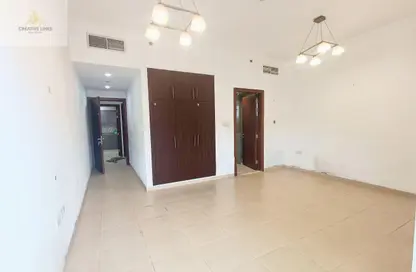 Apartment - 2 Bedrooms - 3 Bathrooms for rent in Al Zarooni Building - Al Nahda 1 - Al Nahda - Dubai