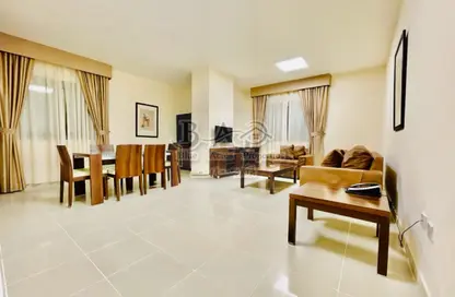 Apartment - 2 Bedrooms - 3 Bathrooms for rent in Al Kali Building - Tourist Club Area - Abu Dhabi