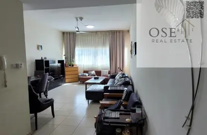 شقة - 2 غرف نوم - 3 حمامات للبيع في مساكن كورنيش عجمان - طريق كورنيش عجمان - عجمان