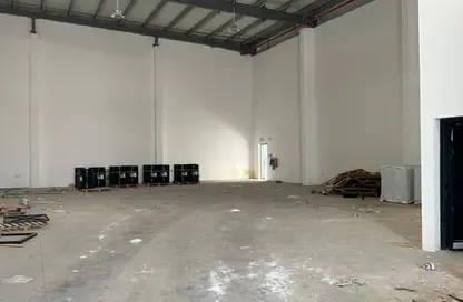 Warehouse - Studio - 1 Bathroom for rent in Umm Al Thuoob - Umm Al Quwain