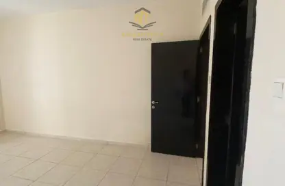 شقة - غرفة نوم - 2 حمامات للايجار في شارع التعاون - التعاون - الشارقة