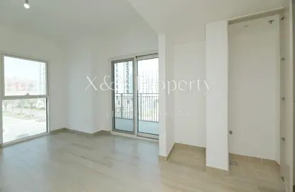 Apartment - Studio - 1 Bathroom for rent in Waters Edge - Yas Island - Abu Dhabi