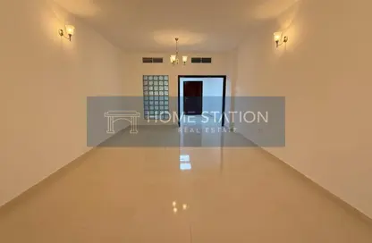 Apartment - 2 Bedrooms - 2 Bathrooms for rent in White Swan Building - Sheikh Zayed Road - Dubai Apartment - 2 Bedrooms - 2 Bathrooms for rent in White Swan Building - Sheikh Zayed Road - Dubai