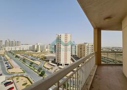 Apartment - 3 bedrooms - 3 bathrooms for rent in Mazaya 3 - Queue Point - Dubai Land - Dubai