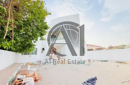 Villa - 5 Bedrooms - 7 Bathrooms for rent in Al Khabisi - Al Ain