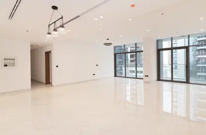 Apartment - 3 Bedrooms - 4 Bathrooms for sale in Royal Regency - Business Bay - Dubai