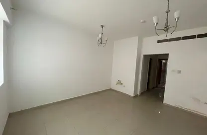 شقة - غرفة نوم - 1 حمام للايجار في الند - القاسمية - الشارقة شقة - غرفة نوم - 1 حمام للايجار في الند - القاسمية - الشارقة