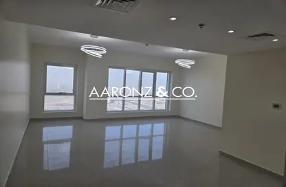 Apartment - 2 Bedrooms - 3 Bathrooms for rent in Lake Point Tower - JLT Cluster N - Jumeirah Lake Towers - Dubai