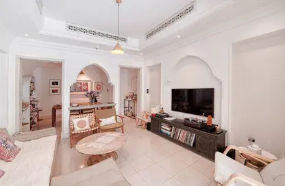 شقة - 2 غرف نوم - 3 حمامات للبيع في التاجر ريزيدنس - جزيرة المدينة القديمة - المدينة القديمة - دبي وسط المدينة - دبي شقة - 2 غرف نوم - 3 حمامات للبيع في التاجر ريزيدنس - جزيرة المدينة القديمة - المدينة القديمة - دبي وسط المدينة - دبي