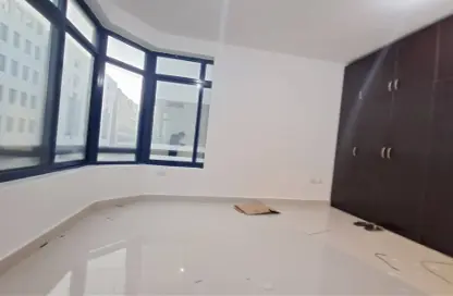 Apartment - 1 Bedroom - 1 Bathroom for rent in Delma Street - Al Mushrif - Abu Dhabi