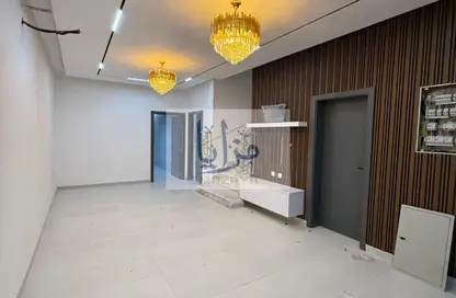 Villa - 5 Bedrooms - 7 Bathrooms for sale in Al Yasmeen 1 - Al Yasmeen - Ajman
