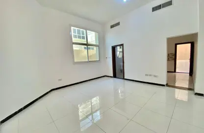 Apartment - 1 Bedroom - 1 Bathroom for rent in Shakhbout City - Abu Dhabi