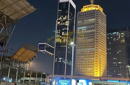 شقة - 2 غرف نوم - 3 حمامات للايجار في شارع الشيخ زايد - دبي