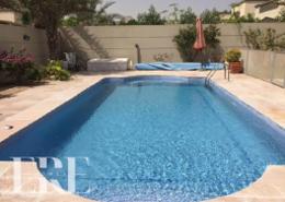 صورةحوض سباحة لـ: فيلا - 4 غرف نوم - 5 حمامات للكراء في ريجينال - جميرا بارك - دبي, صورة 1