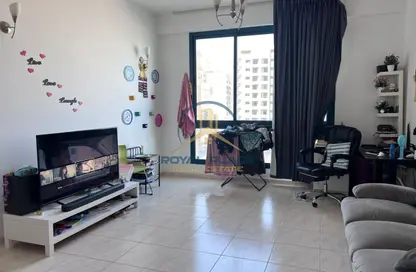 Apartment - 1 Bedroom - 1 Bathroom for rent in Sevanam Crown - Dubai Silicon Oasis - Dubai