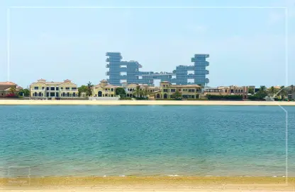 Villa - 5 Bedrooms - 7 Bathrooms for rent in Garden Homes Frond D - Garden Homes - Palm Jumeirah - Dubai