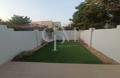 Townhouse - 2 Bedrooms - 4 Bathrooms for rent in Desert Village - Abu Dhabi