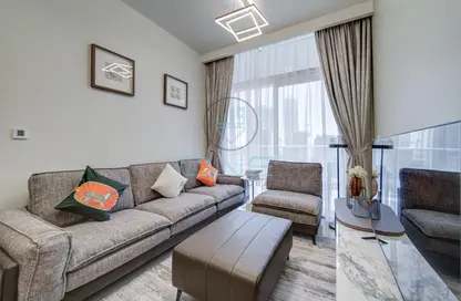 Living Room image for: Apartment - 2 Bedrooms - 2 Bathrooms for rent in Vera Residences - Business Bay - Dubai, Image 1