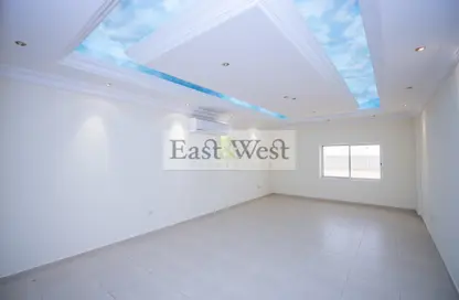 Empty Room image for: Office Space - Studio for rent in Mussafah - Abu Dhabi, Image 1