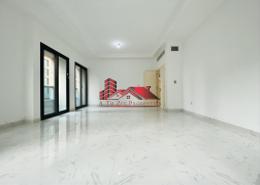 صورةغرفة فارغة لـ: شقة - 2 غرف نوم - 2 حمامات للكراء في آل نهيان - أبوظبي, صورة 1